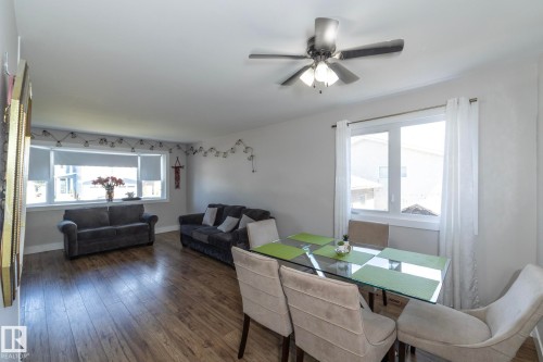 3511 33 Avenue, Edmonton, AB - Indoor