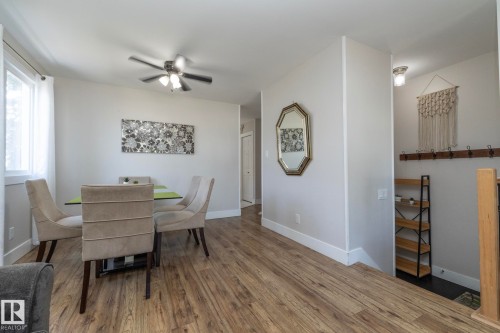 3511 33 Avenue, Edmonton, AB - Indoor Photo Showing Dining Room