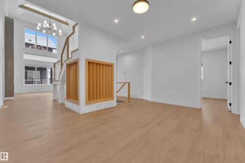 8790 Mayday Lane, Edmonton, AB - Indoor Photo Showing Other Room