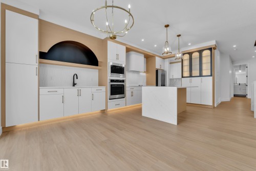 8790 Mayday Lane, Edmonton, AB - Indoor Photo Showing Kitchen