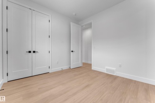 8790 Mayday Lane, Edmonton, AB - Indoor Photo Showing Other Room