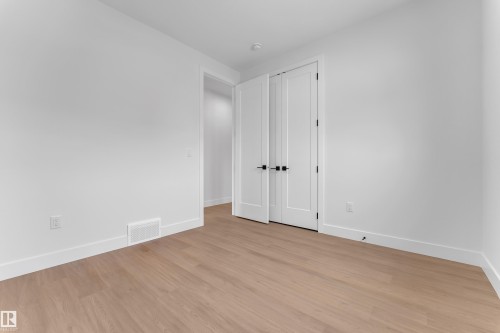8790 Mayday Lane, Edmonton, AB - Indoor Photo Showing Other Room