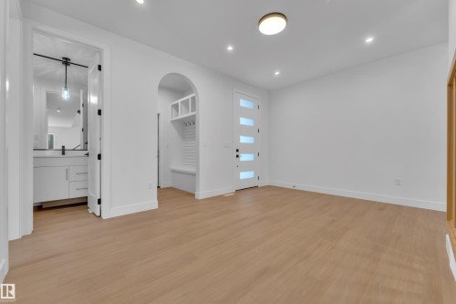 8790 Mayday Lane, Edmonton, AB - Indoor Photo Showing Other Room