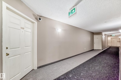 112 11716 100 Avenue, Edmonton, AB - Indoor Photo Showing Other Room