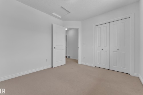 208 79 Street, Edmonton, AB - Indoor Photo Showing Other Room