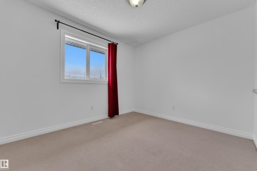 208 79 Street, Edmonton, AB - Indoor Photo Showing Other Room