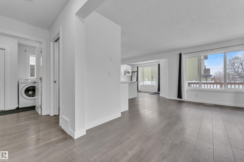 208 79 Street, Edmonton, AB - Indoor Photo Showing Other Room