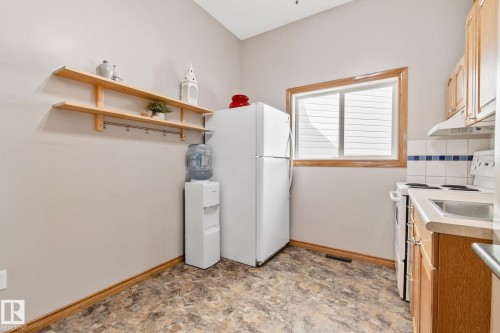 4228 8 Avenue, Edson, AB - Indoor Photo Showing Kitchen