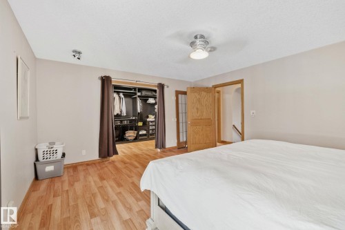 4228 8 Avenue, Edson, AB - Indoor Photo Showing Bedroom