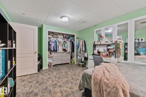 4228 8 Avenue, Edson, AB - Indoor