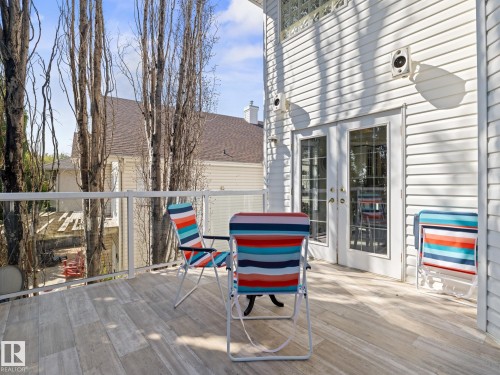 Wooden terrace with french doors - 29 Oakdale Place, St. Albert, AB - Outdoor
