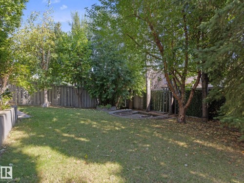 View of fenced backyard - 29 Oakdale Place, St. Albert, AB - Outdoor
