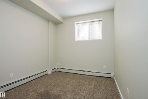 3 11827 105 Street, Edmonton, AB - Indoor Photo Showing Other Room