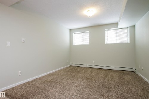 3 11827 105 Street, Edmonton, AB - Indoor Photo Showing Other Room