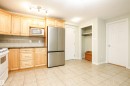 3 11827 105 Street, Edmonton, AB  - Indoor Photo Showing Kitchen 