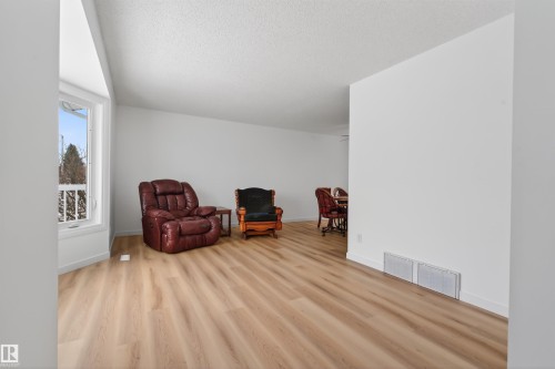 6002 52 Avenue, Cold Lake, AB - Indoor Photo Showing Other Room