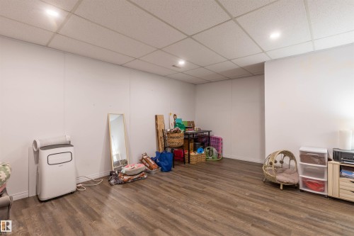 15 Walden Park, St. Albert, AB - Indoor