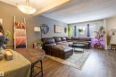 15 Walden Park, St. Albert, AB  - Indoor Photo Showing Living Room 