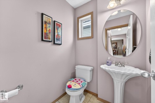 1354 118A Street, Edmonton, AB - Indoor Photo Showing Bathroom