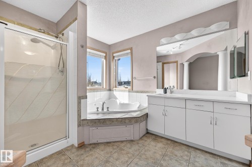 1354 118A Street, Edmonton, AB - Indoor Photo Showing Bathroom