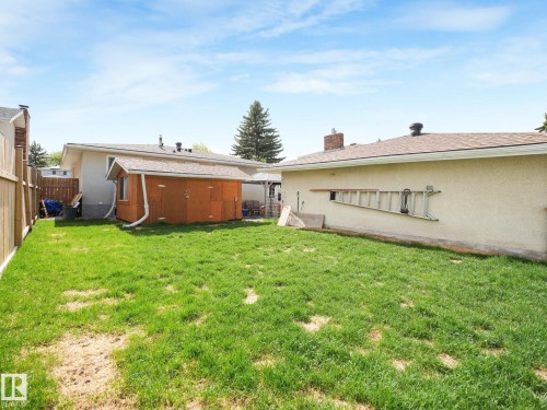 7120 39 Avenue, Edmonton, AB 