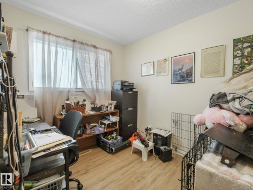 7120 39 Avenue, Edmonton, AB 