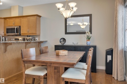 123 89 Rue Monette, Beaumont, AB - Indoor Photo Showing Dining Room