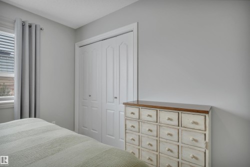 123 89 Rue Monette, Beaumont, AB - Indoor Photo Showing Bedroom