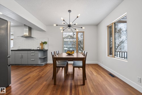 8860 93 Street, Edmonton, AB - Indoor Photo Showing Dining Room
