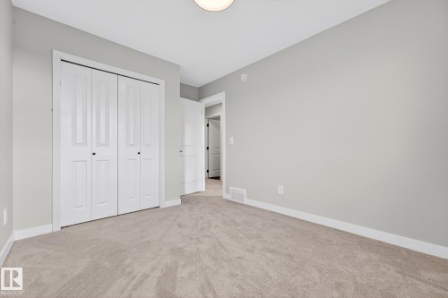 8245 Kiriak Loop, Edmonton, AB - Indoor