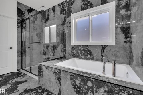 415 Pine Point(E), Leduc, AB - Indoor Photo Showing Bathroom