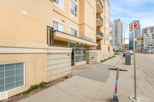 View of property featuring a view of city - 310 10606 102 Avenue, Edmonton, AB - Outdoor