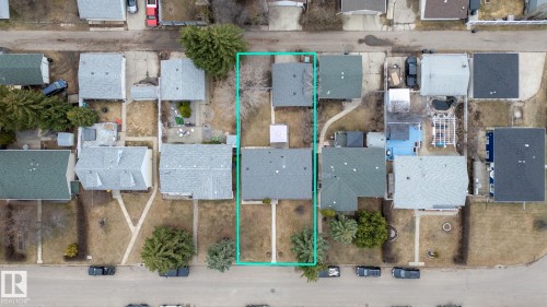 17 Brookside Crescent, Spruce Grove, AB - 
