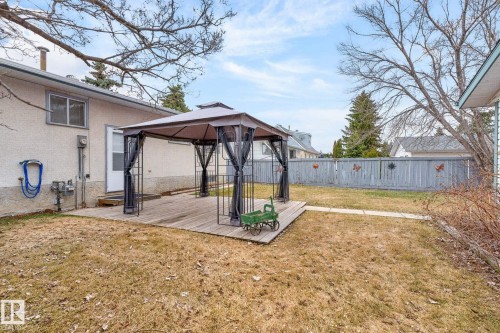 17 Brookside Crescent, Spruce Grove, AB - Outdoor