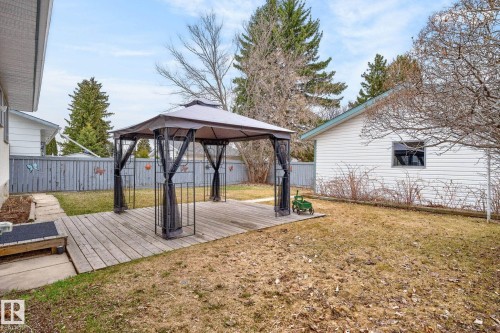 17 Brookside Crescent, Spruce Grove, AB - Outdoor