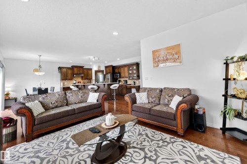 15408 49 Street, Edmonton, AB - Indoor Photo Showing Living Room