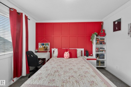 15408 49 Street, Edmonton, AB - Indoor Photo Showing Bedroom