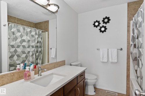 15408 49 Street, Edmonton, AB - Indoor Photo Showing Bathroom