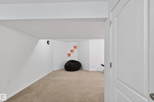 15408 49 Street, Edmonton, AB - Indoor Photo Showing Other Room