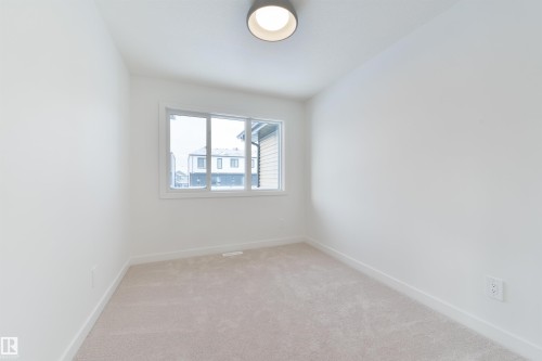 9 Cobblestone Gate, Spruce Grove, AB - Indoor Photo Showing Other Room
