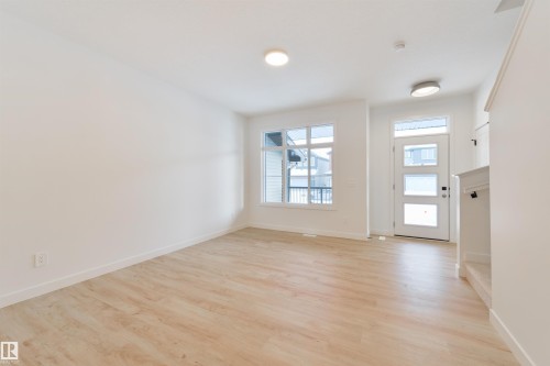 9 Cobblestone Gate, Spruce Grove, AB - Indoor Photo Showing Other Room