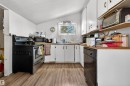 5 O'Brien Drive, Fort Saskatchewan, AB  - Indoor Photo Showing Kitchen 
