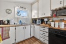 5 O'Brien Drive, Fort Saskatchewan, AB  - Indoor Photo Showing Kitchen With Double Sink 