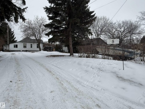 5 O'Brien, Fort Saskatchewan, AB - Outdoor