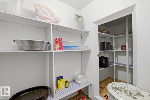 9745 68 Avenue, Edmonton, AB - Indoor With Storage