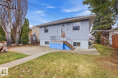 9745 68 Avenue, Edmonton, AB - Outdoor