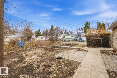 9745 68 Avenue, Edmonton, AB - Outdoor
