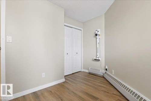 210 11620 9A Avenue, Edmonton, AB - Indoor Photo Showing Other Room