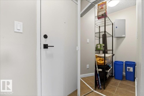 210 11620 9A Avenue, Edmonton, AB - Indoor Photo Showing Other Room