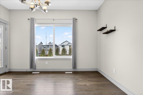 5912 19 Avenue, Edmonton, AB - Indoor Photo Showing Other Room